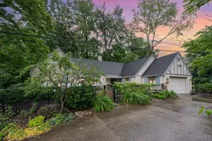 40 W Schantz Ave, Oakwood, OH 45409 - Photo 1