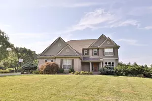 415 Grandin Ridge Dr, Hamilton Township, OH 45039 - Photo 1