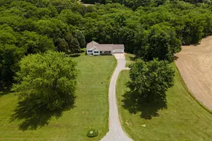 5182 Middleboro Rd, Harlan Township, OH 45152 - Photo 1