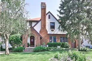 1254 Avon Dr, Cincinnati, OH 45229 - Photo 1