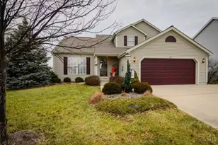 420 Lake Shore Dr, Lebanon, OH 45036 - Photo 1