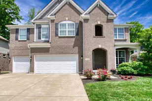 7518 Marsh Creek Ln, Hamilton Township, OH 45039 - Photo 1