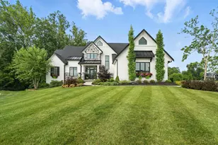 5413 Walnut View Dr, Mason, OH 45040 - Photo 1