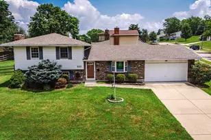 930 Golfview Dr, Hamilton, OH 45013 - Photo 1