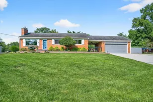 5591 Kay Dr, Miami Township, OH 45150 - Photo 1