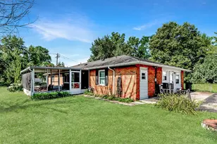 682 W North Bend Rd, Springfield Township, OH 45224 - Photo 1