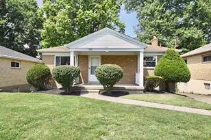 569 Rentz Pl, Delhi Township, OH 45238 - Photo 1