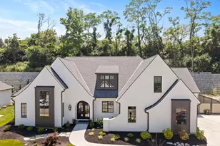 5805 Hickory Ct, Madeira, OH 45243 - Photo 1