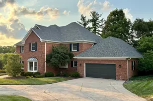 3680 Carpenters Creek Dr, Evendale, OH 45241 - Photo 1