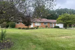 2096 Rolling Hills Blvd, Fairfield, OH 45014 - Photo 1