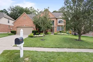 1844 Lindsey Ln, Anderson Township, OH 45230 - Photo 1