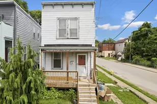 1996 Kinney Ave, Cincinnati, OH 45207 - Photo 1