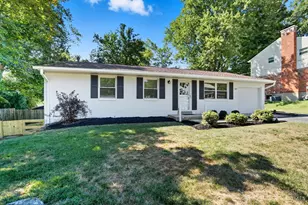 851 Pinewell Dr, Anderson Township, OH 45255 - Photo 1