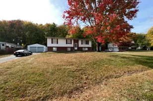 1371 Finch Ln, Miami Township, OH 45150 - Photo 1