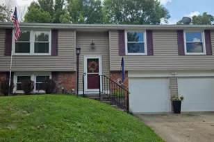 1039 Azure Ct, Anderson Township, OH 45230 - Photo 1