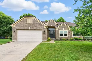 1636 Squires Wood Ct, Miami Township, OH 45150 - Photo 1