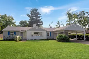 213 Kenec Dr, Middletown, OH 45042 - Photo 1