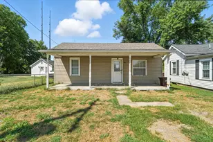 1617 Pershing Ave, Middletown, OH 45044 - Photo 1