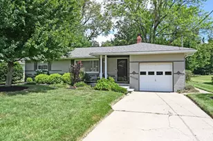 8526 Myrtlewood Ave, Sycamore Township, OH 45236 - Photo 1