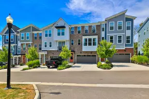 121 Blossom Vw Dr, Loveland, OH 45140 - Photo 1