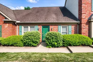 113 Village Trail Dr, Vandalia, OH 45377 - Photo 1