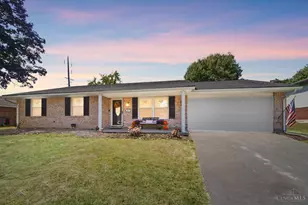 261 Trumpet Dr, West Carrollton, OH 45449 - Photo 1