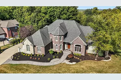 580 Winding River Boulevard, Hamilton Township, OH 45039 - Photo 1