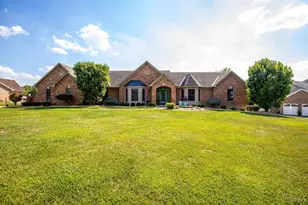 7281 Southpointe Dr, Green Township, OH 45233 - Photo 1