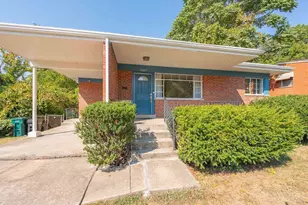 6057 Capri Dr, Cincinnati, OH 45224 - Photo 1