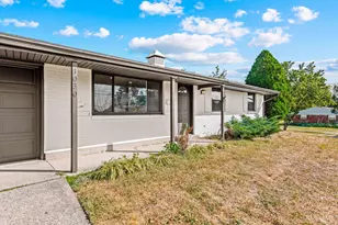 1030 Castro Ln, Springdale, OH 45246 - Photo 1