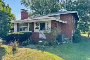 3733 Lyndon Center Ct, Deer Park, OH 45236 - Photo 1