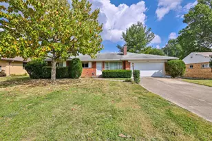 9458 Long Ln, Springfield Township, OH 45231 - Photo 1