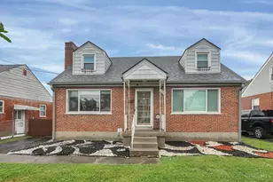 162 E Crest Dr, Reading, OH 45215 - Photo 1