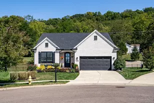 400 Parkview Cir, Cincinnati, OH 45233 - Photo 1