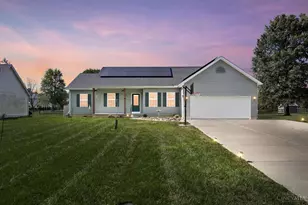 5575 Hoffman Rd, Miami Township, OH 45150 - Photo 1