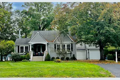 765 Wooster Pike, Terrace Park, OH 45174 - Photo 1