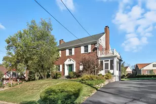 1096 Sunnyslope Dr, Cincinnati, OH 45229 - Photo 1