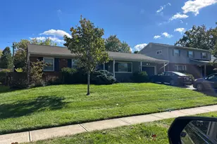 1610 Yellowglen Dr, Anderson Township, OH 45255 - Photo 1