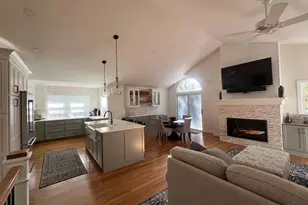 19 Greenhouse Ln, Cincinnati, OH 45209 - Photo 1