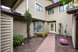 5 White Water Way, Milford, OH 45150 - Photo 1