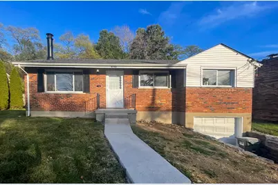 6792 Golfway Drive, Springfield Township, OH 45239 - Photo 1