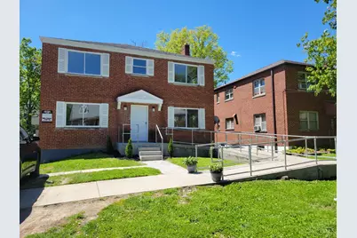 3037 N Hegry Circle, Cincinnati, OH 45238 - Photo 1