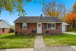 517 E Warren St, Lebanon, OH 45036 - Photo 1