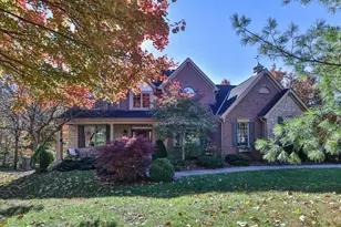 6307 Mercers Pointe Dr, Anderson Township, OH 45244 - Photo 1