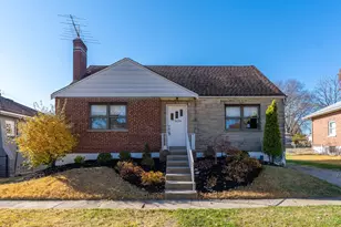 1429 Covedale Ave, Cincinnati, OH 45238 - Photo 1