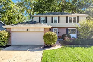 13 N Elmer Dr, Middletown, OH 45042 - Photo 1