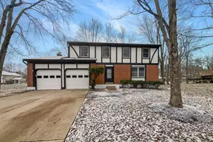 1110 Deerhaven Ct, Miami Township, OH 45140 - Photo 1