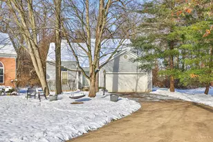 1013 Wittshire Ln, Anderson Township, OH 45255 - Photo 1