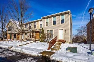 104 Fox Hollow Ct, Fairfield, OH 45014 - Photo 1