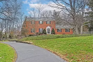 6116 Shadowslope Ln, Anderson Township, OH 45244 - Photo 1